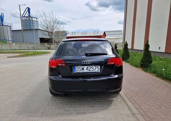 Audi A3 cena 13900 przebieg: 294586, rok produkcji 2004 z Koło małe 154